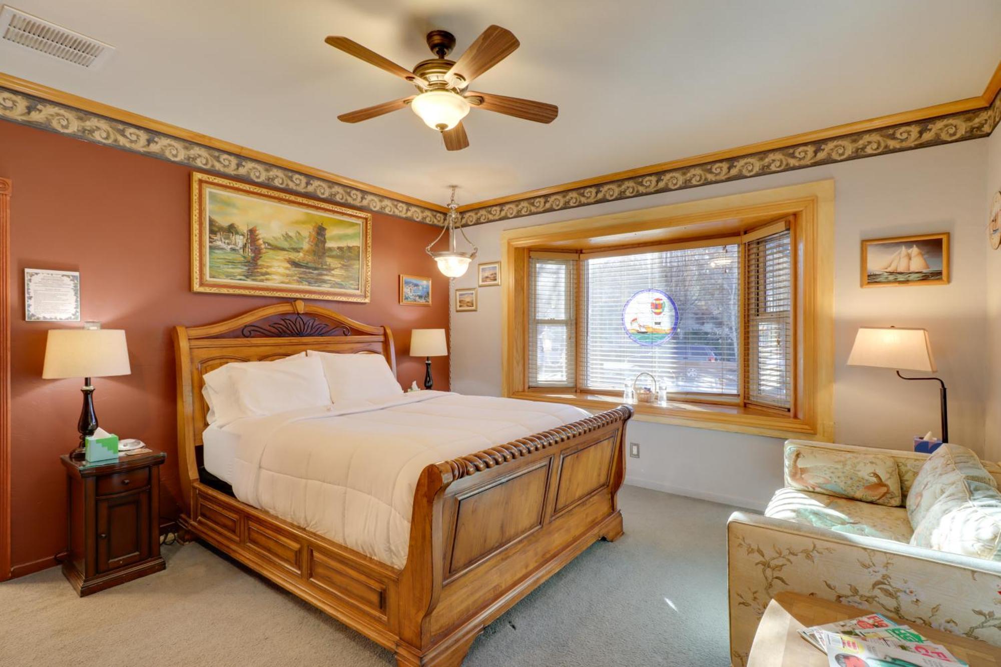 Half-mi To River Walk Rose In Truckee! Holiday home Reno